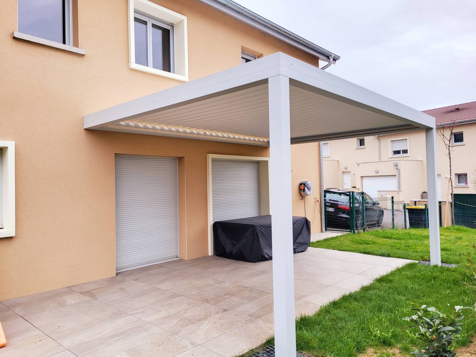 pergolas avec éclairage intégré aluminium Grigny-sur-Rhône